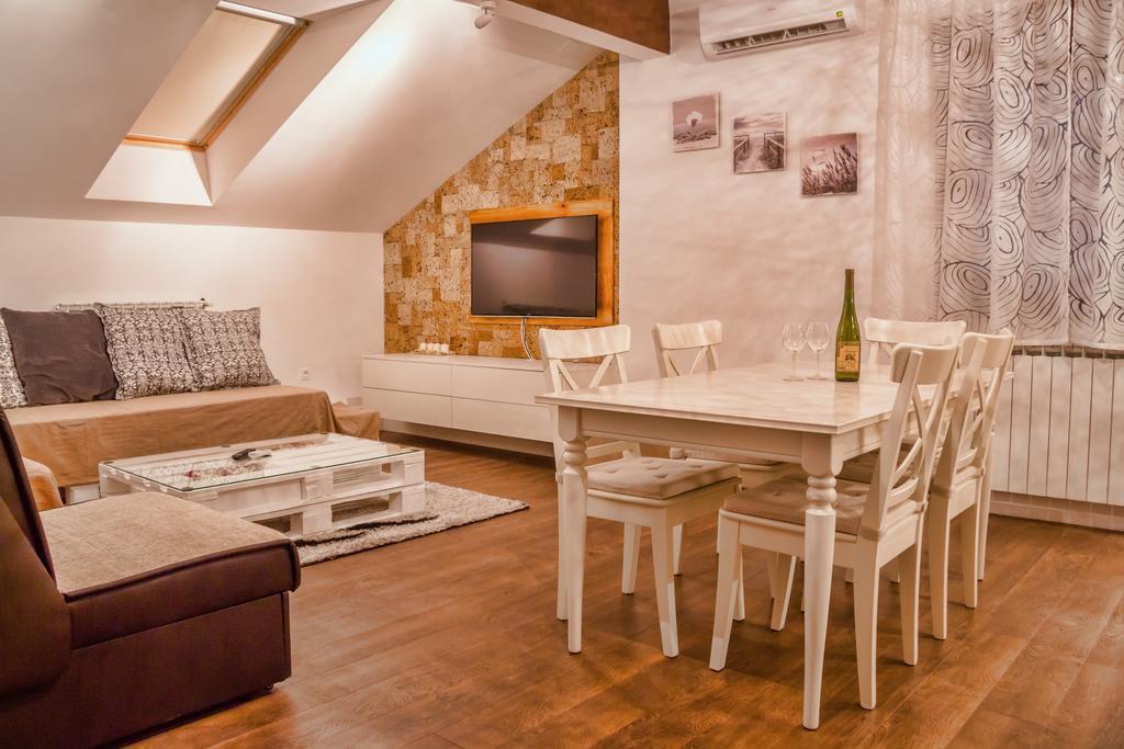 Apartments Lucic Slunj Habitación foto